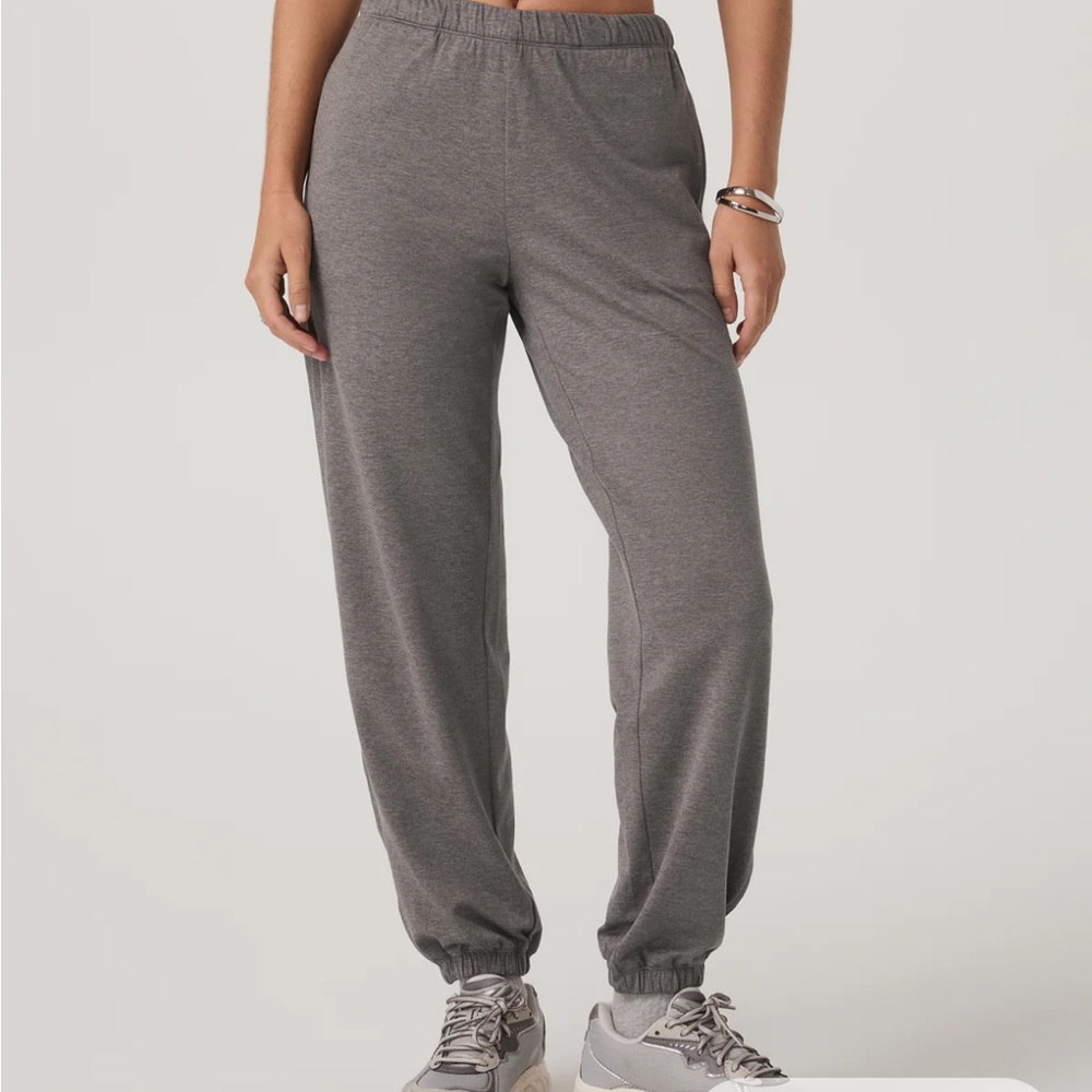 Women's Relaxed Drawstring Jogger Pants - Gray